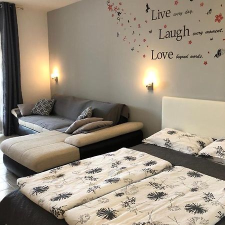 Studio Apartma Franca Umag Bagian luar foto